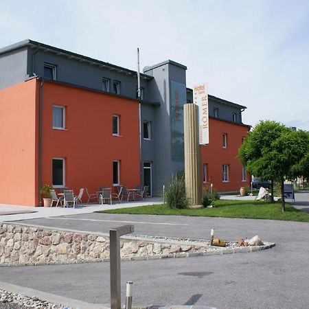 Pension Zum Romer Енс Екстериор снимка
